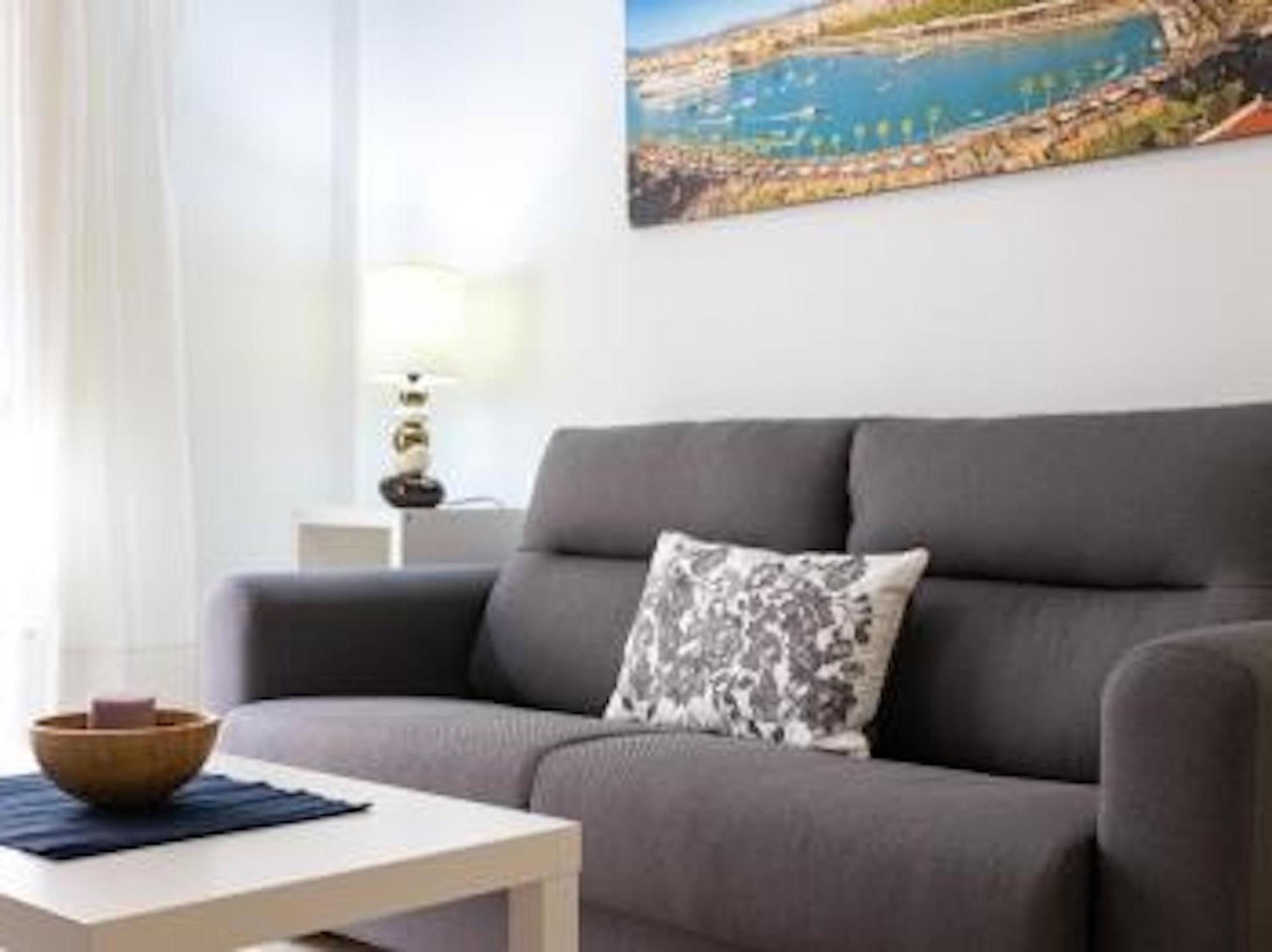 Апартаменты Holidays2Malaga Picasso Area Экстерьер фото