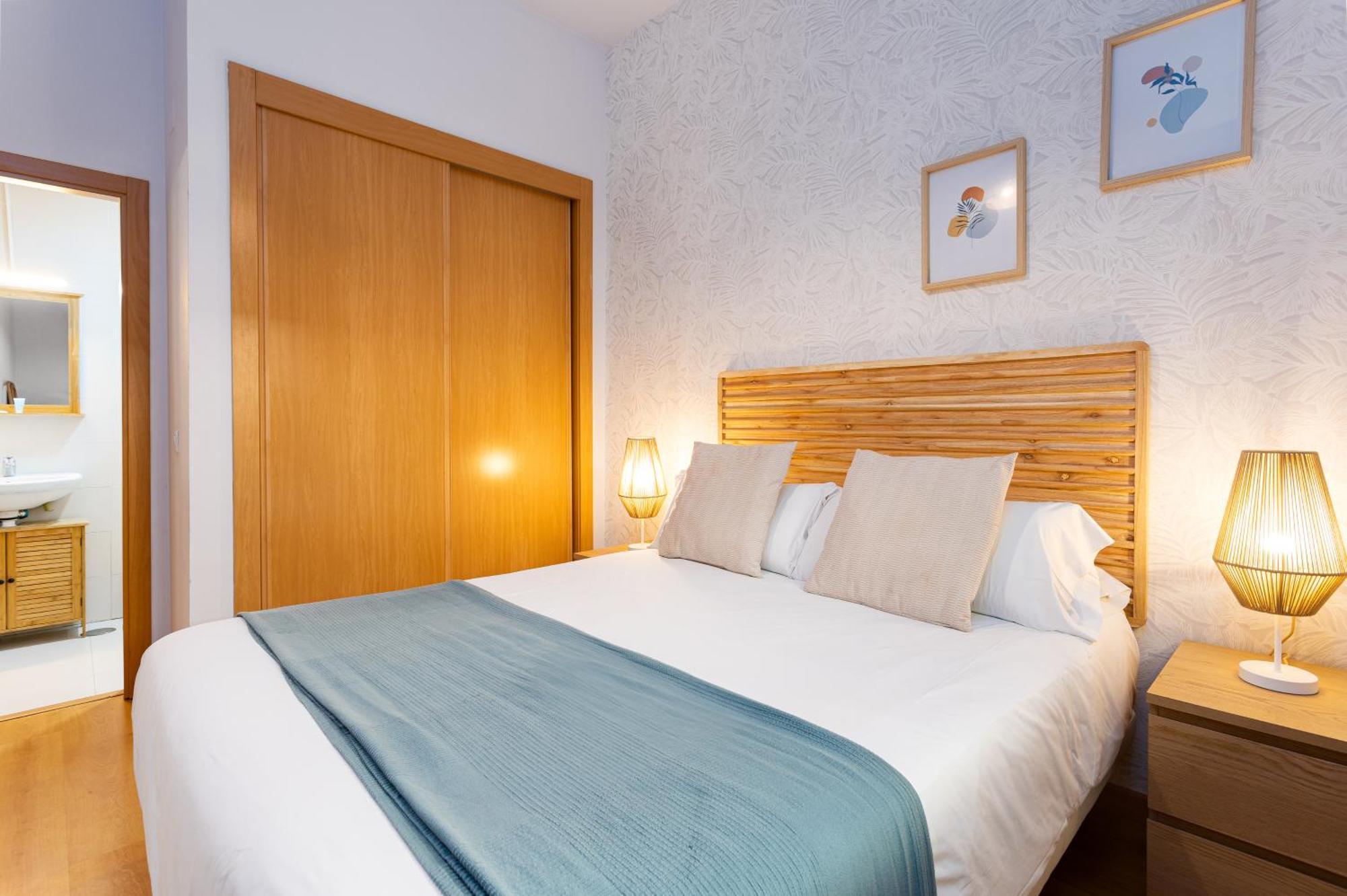 Апартаменты Holidays2Malaga Picasso Area Экстерьер фото