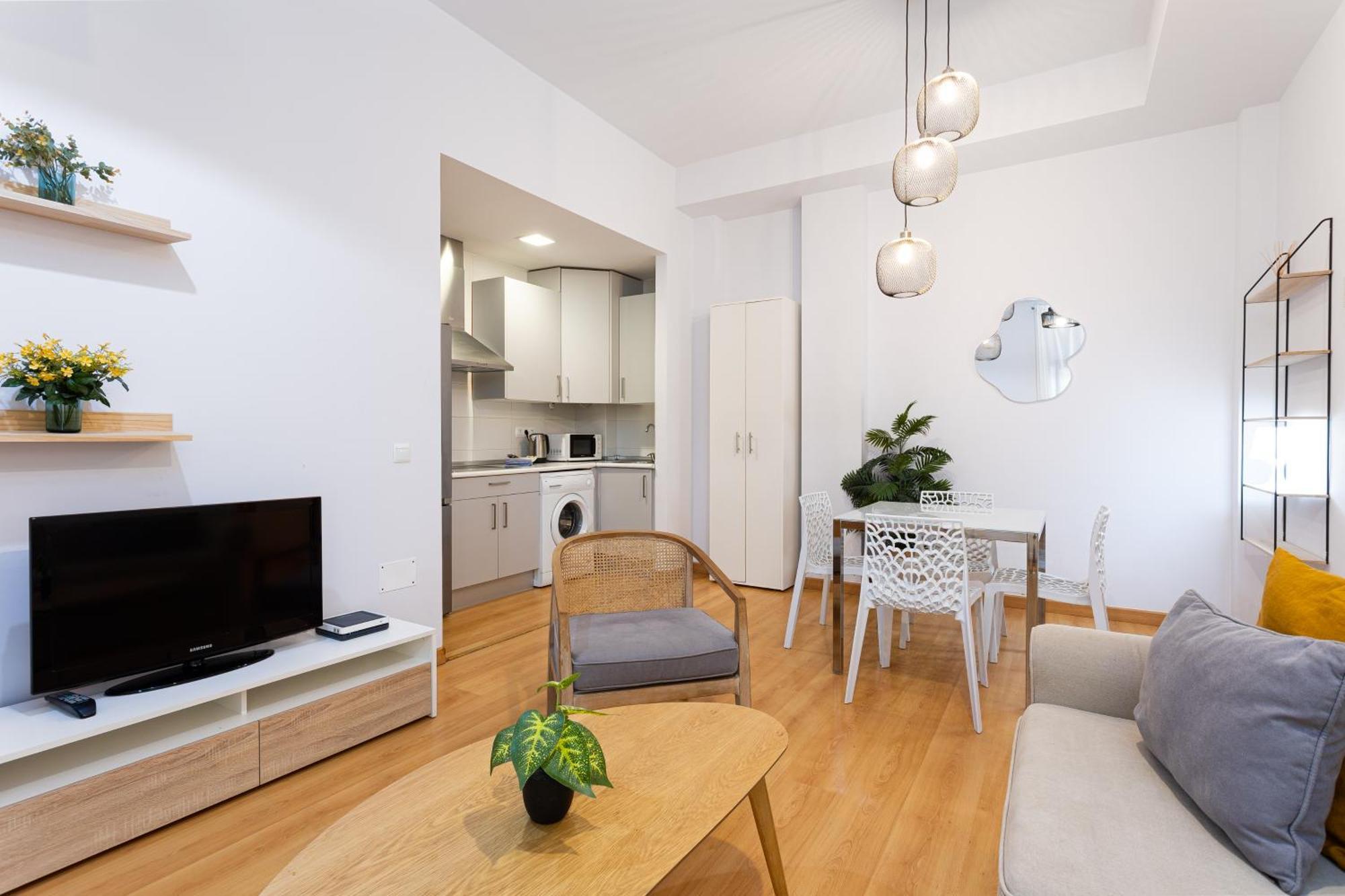 Апартаменты Holidays2Malaga Picasso Area Экстерьер фото