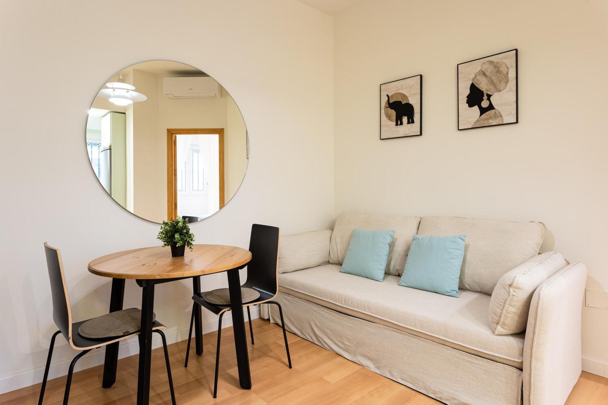 Апартаменты Holidays2Malaga Picasso Area Экстерьер фото