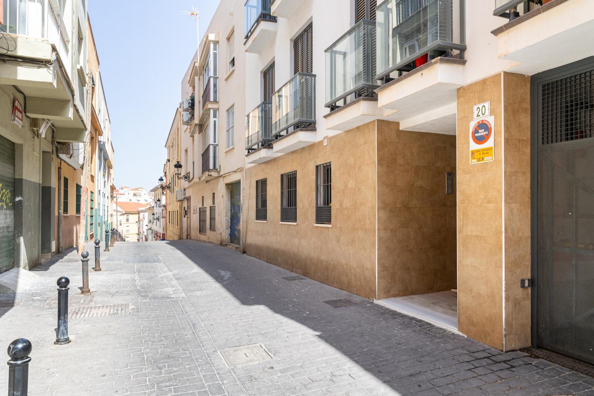 Апартаменты Holidays2Malaga Picasso Area Экстерьер фото